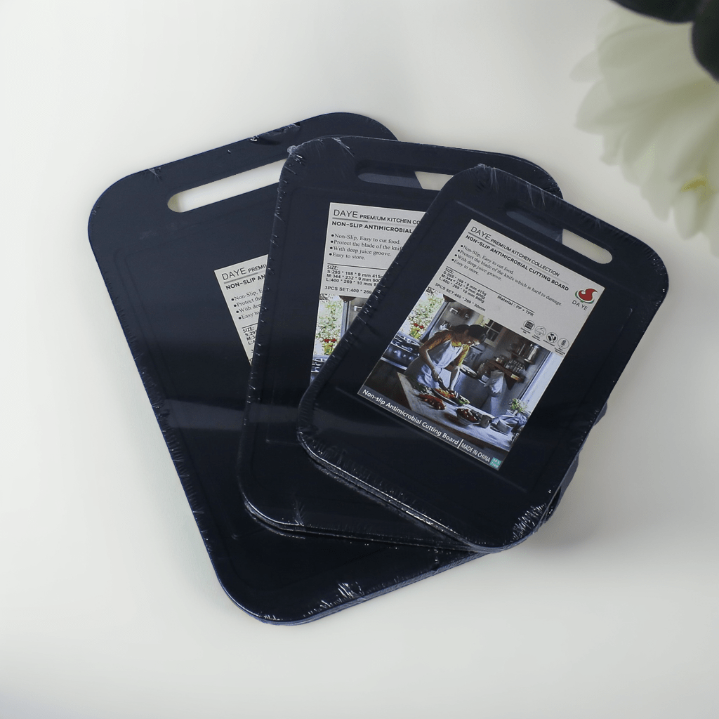 Antimicrobial Cutting Board Set – Non-Slip (3 Sizes)