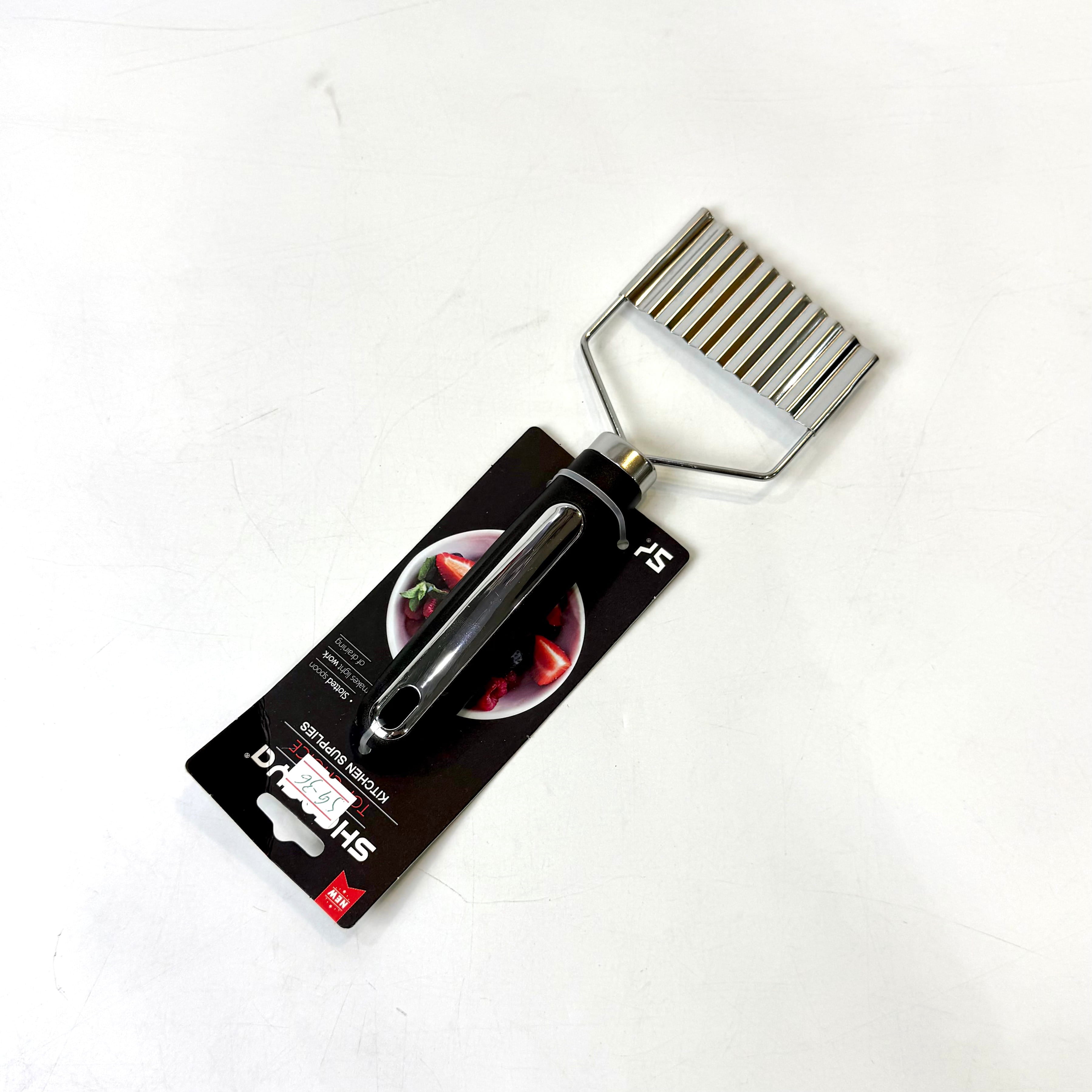 Premium Stainless Steel Crinkle Cut Knife - Wavy Vegetable Slicer